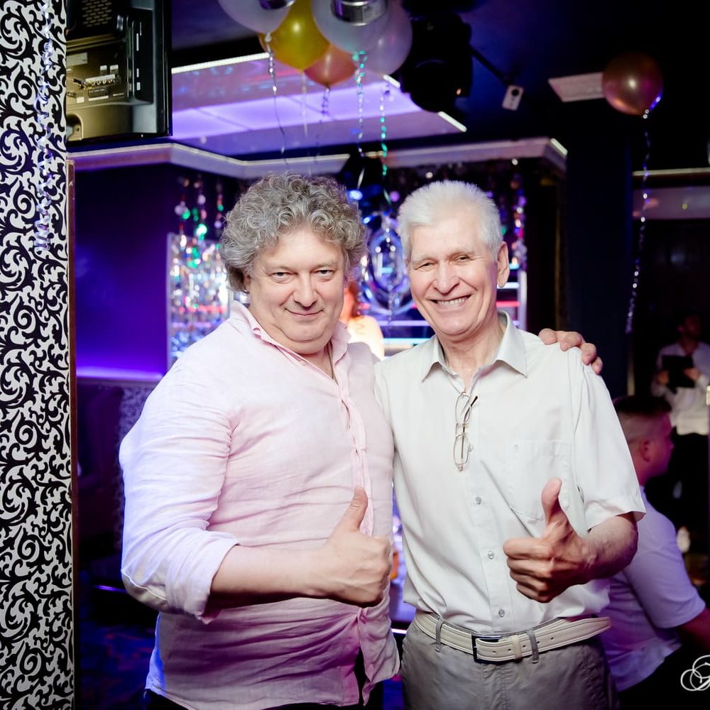 Нам 10 лет!